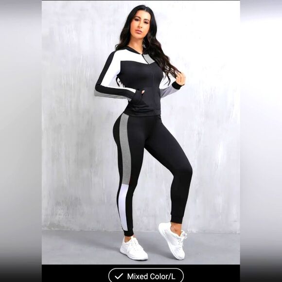 Women's Black Gray and White 2pc Set - Picture 1 of 3